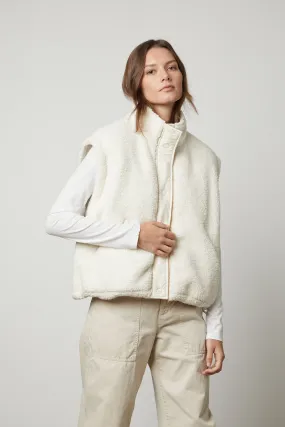 ALICIA Reversible Puffer Vest in Ecru