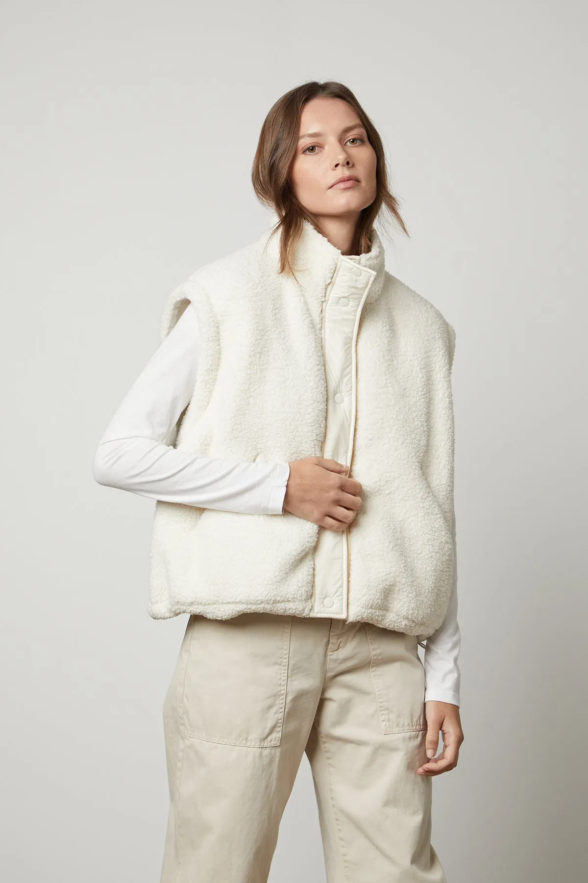 ALICIA Reversible Puffer Vest in Ecru