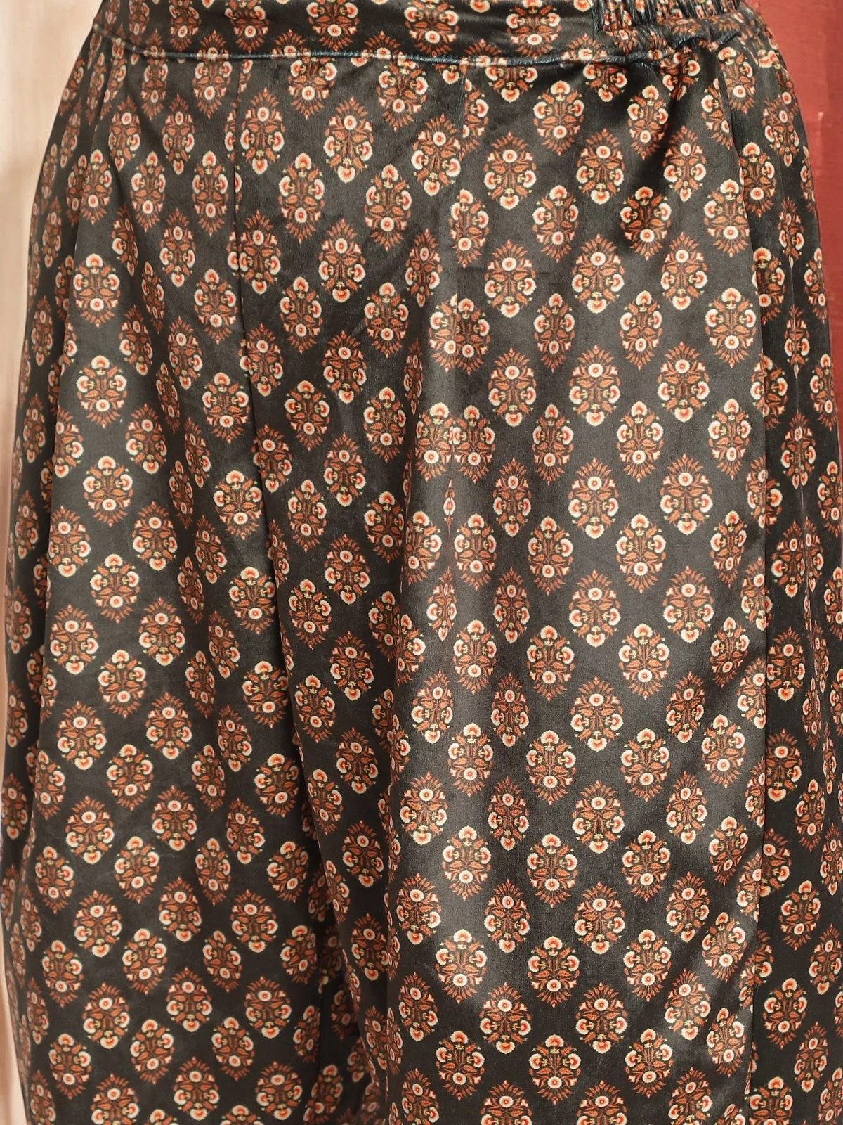 Off White & Green Velvet Kurta with Pant